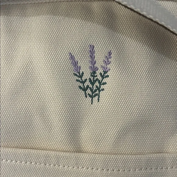 Lands End LARGE tote. Long handles, zip closure - Picture 4 of 4